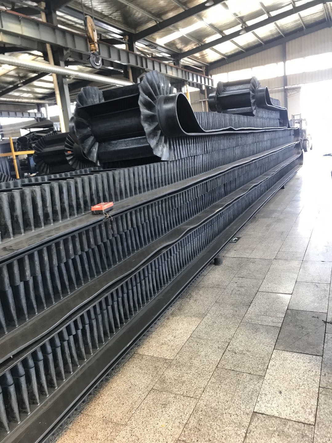 麻豆影院视频大傾角輸送帶